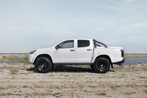 Arctic Trucks Isuzu D-Max AT35 Double Cab 2017 года  (WW)